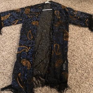 Burnout velvet paisley kimono